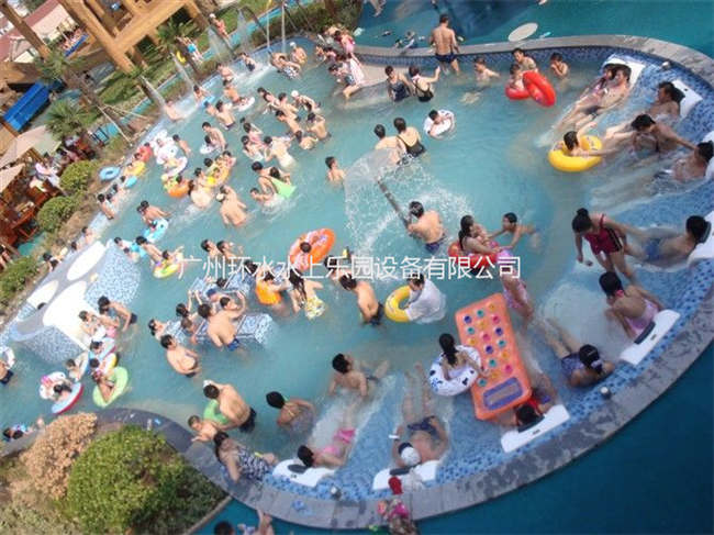 水疗池