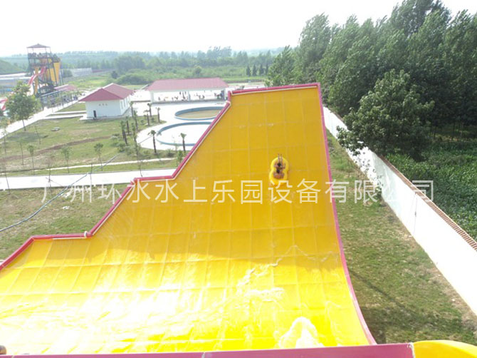 浪摆滑梯设备_水上乐园设施
